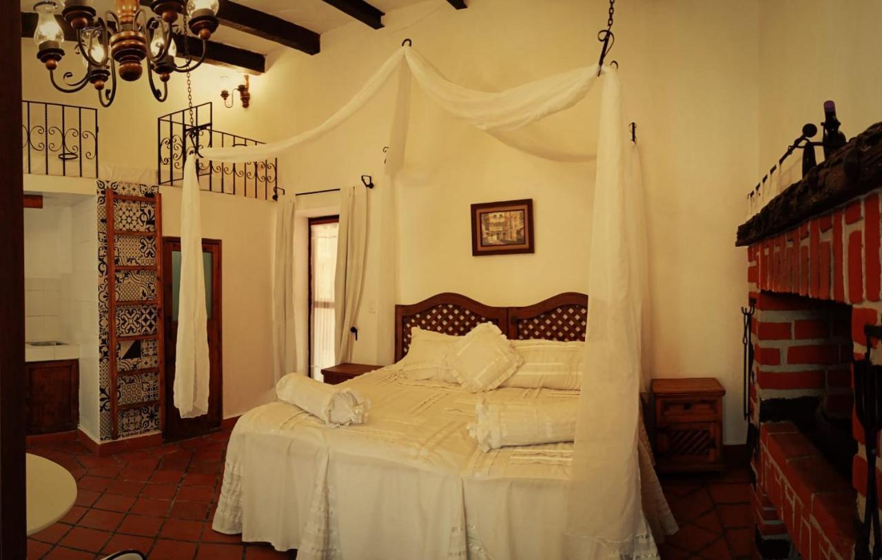 Hotel Alcatraces 4*